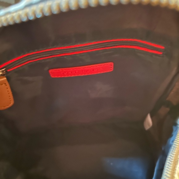 Tommy Hilfiger Small backpack/purse. 🥭 - Picture 7 of 7